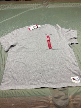 Champion Gray Short-Sleeve Logo Crewneck T-Shirt